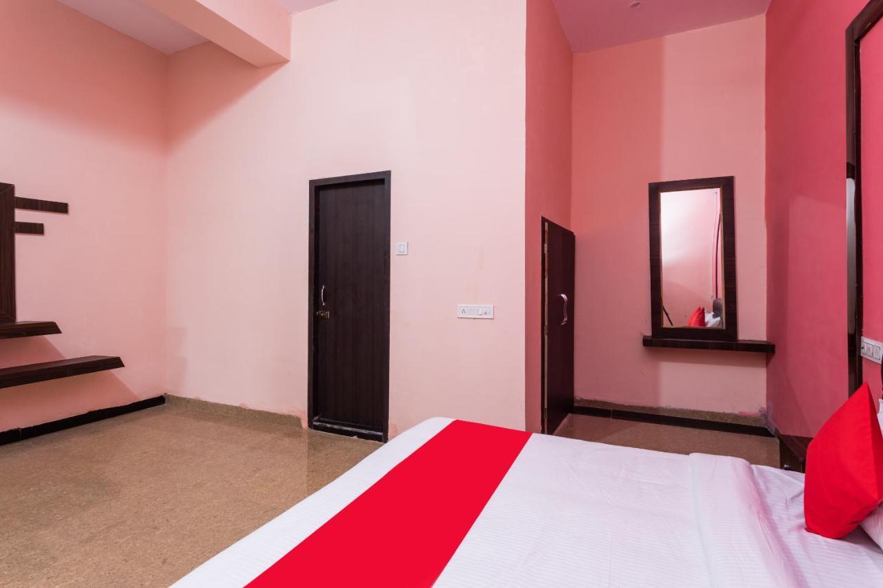 Hotel Oyo 35845 U-Turn Harsola Exterior foto